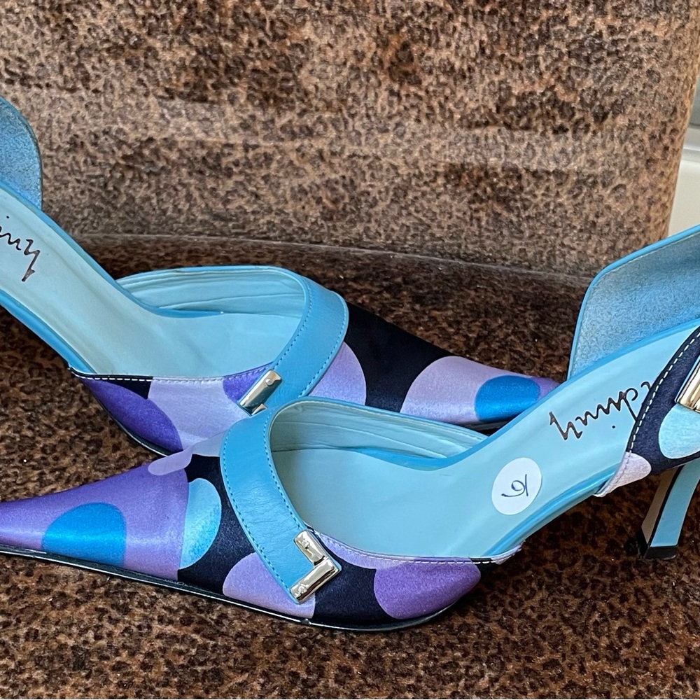 Luichiny - Printed Cloth and Blue Leather, pointed toed pumps - Picture 3 of 16